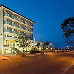 Little Hotel